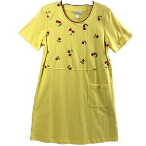 Vintage Womens Fruit Dress Size Small Butter Yellow Embroidered Cherries Cottage